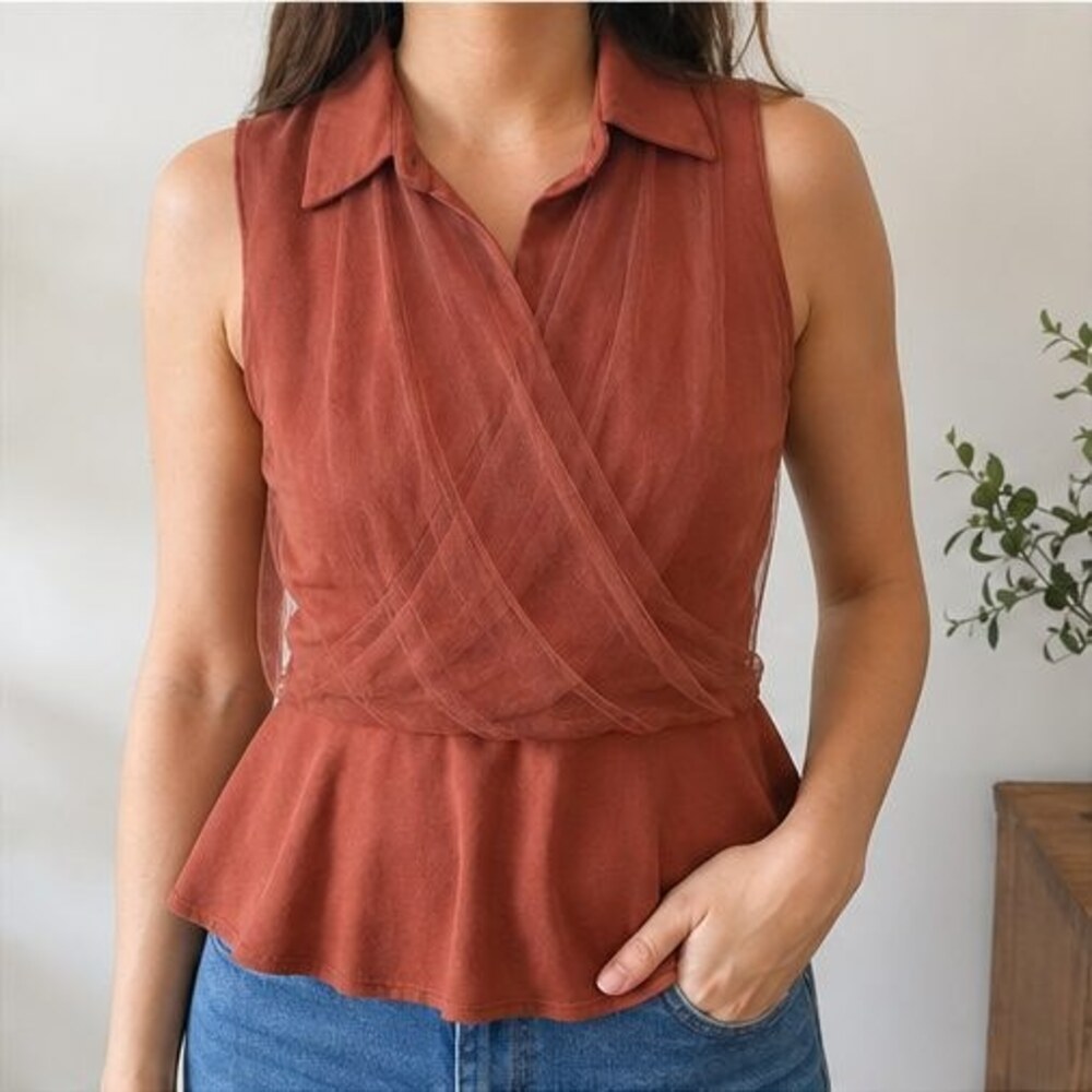 Rust Lace Trim Top - Picture 2 of 6